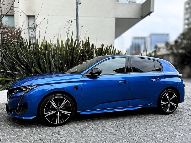 Peugeot 308 GT 1.2 Turbo 2022 - Imagen 3 de 15