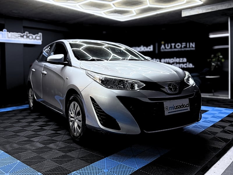 Toyota Yaris Sport GLE 1.5 2019 - Imagen 9 de 15