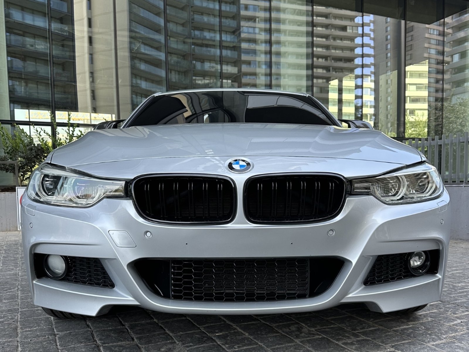 BMW 340i – 3.0 Turbo 2018 - Foto 2 de 15