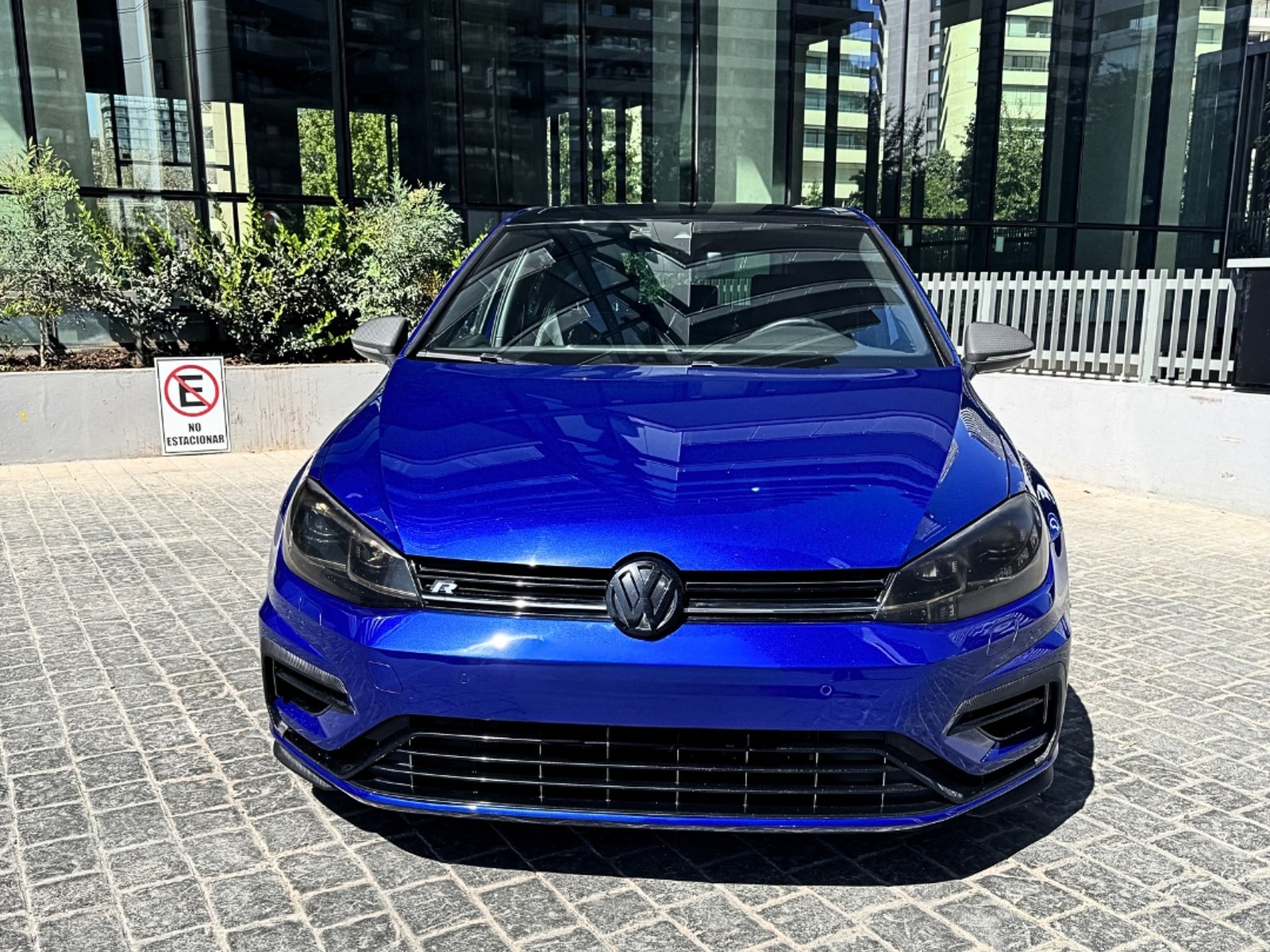 Volkswagen Golf R AWD 2021 - Foto 2 de 15