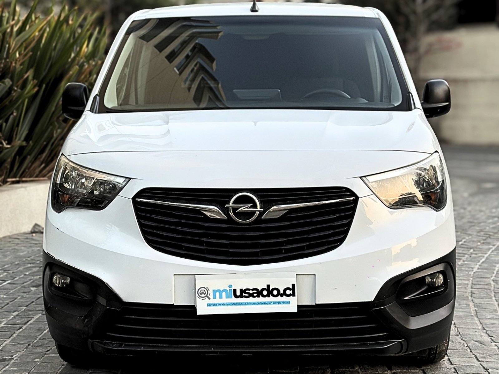 Opel Combo 2023 - Foto 2 de 12
