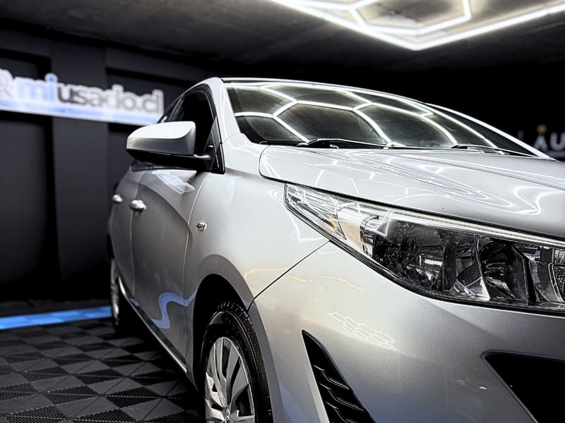 Toyota Yaris Sport GLE 1.5 2019 - Imagen 11 de 15