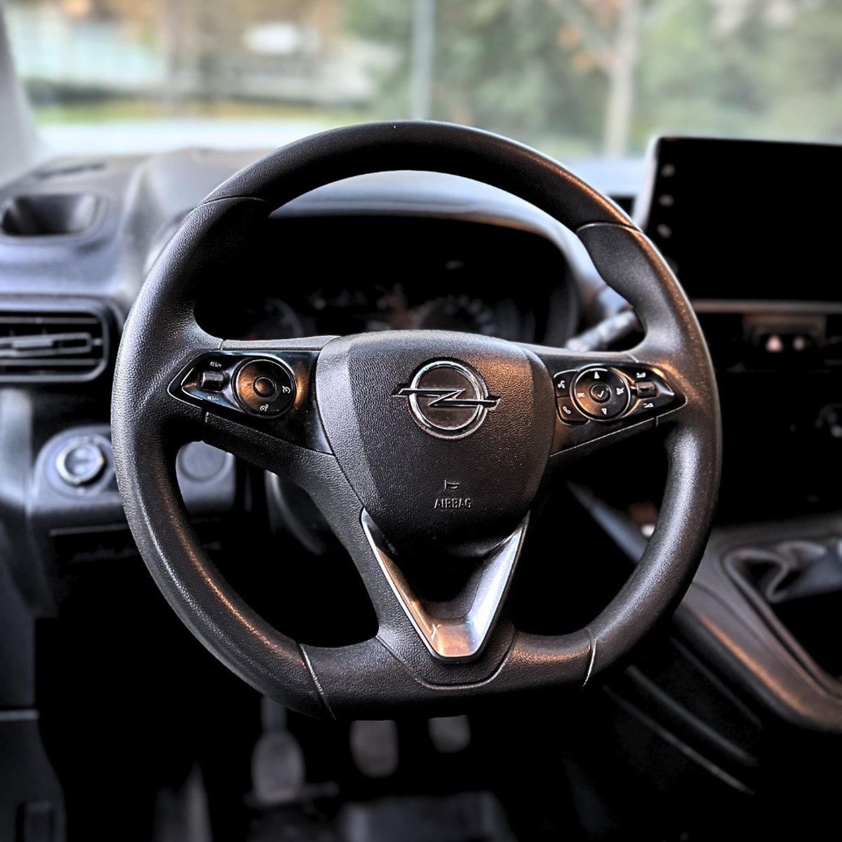 Opel Combo 2023 - Imagen 11 de 12