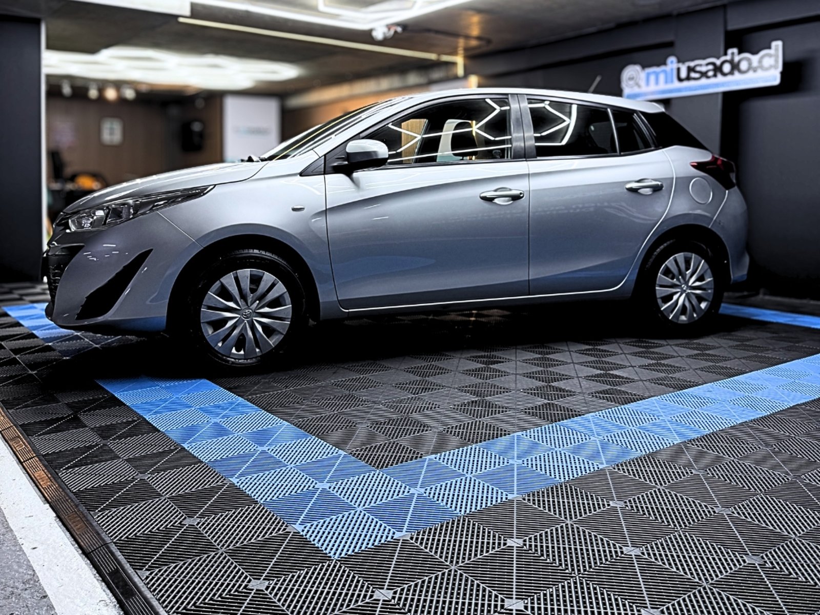Toyota Yaris Sport GLE 1.5 2019 - Foto 4 de 15