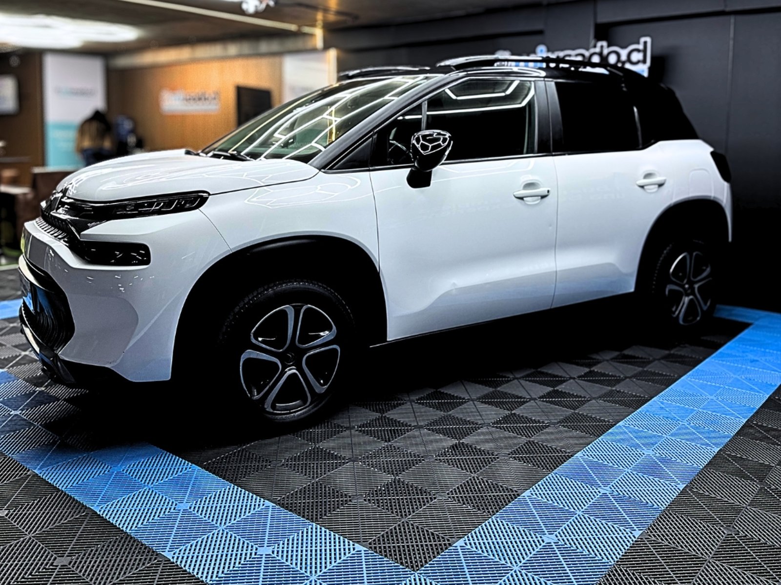 Citroën C3 Aircross Feel BlueHDi 2022 - Foto 4 de 14