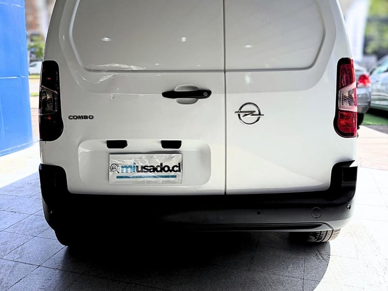 Opel COMBO 2024 - Imagen 6 de 18