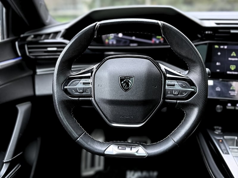 Peugeot 308 GT 1.2 Turbo 2022 - Imagen 11 de 15