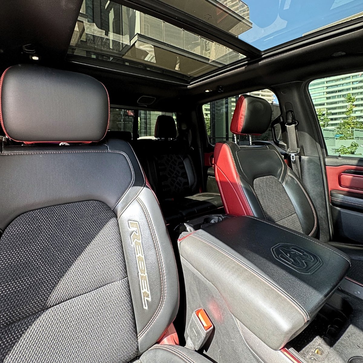RAM 1500 Rebel 5.7 V8 Crew Cab 2020 - Imagen 14 de 15