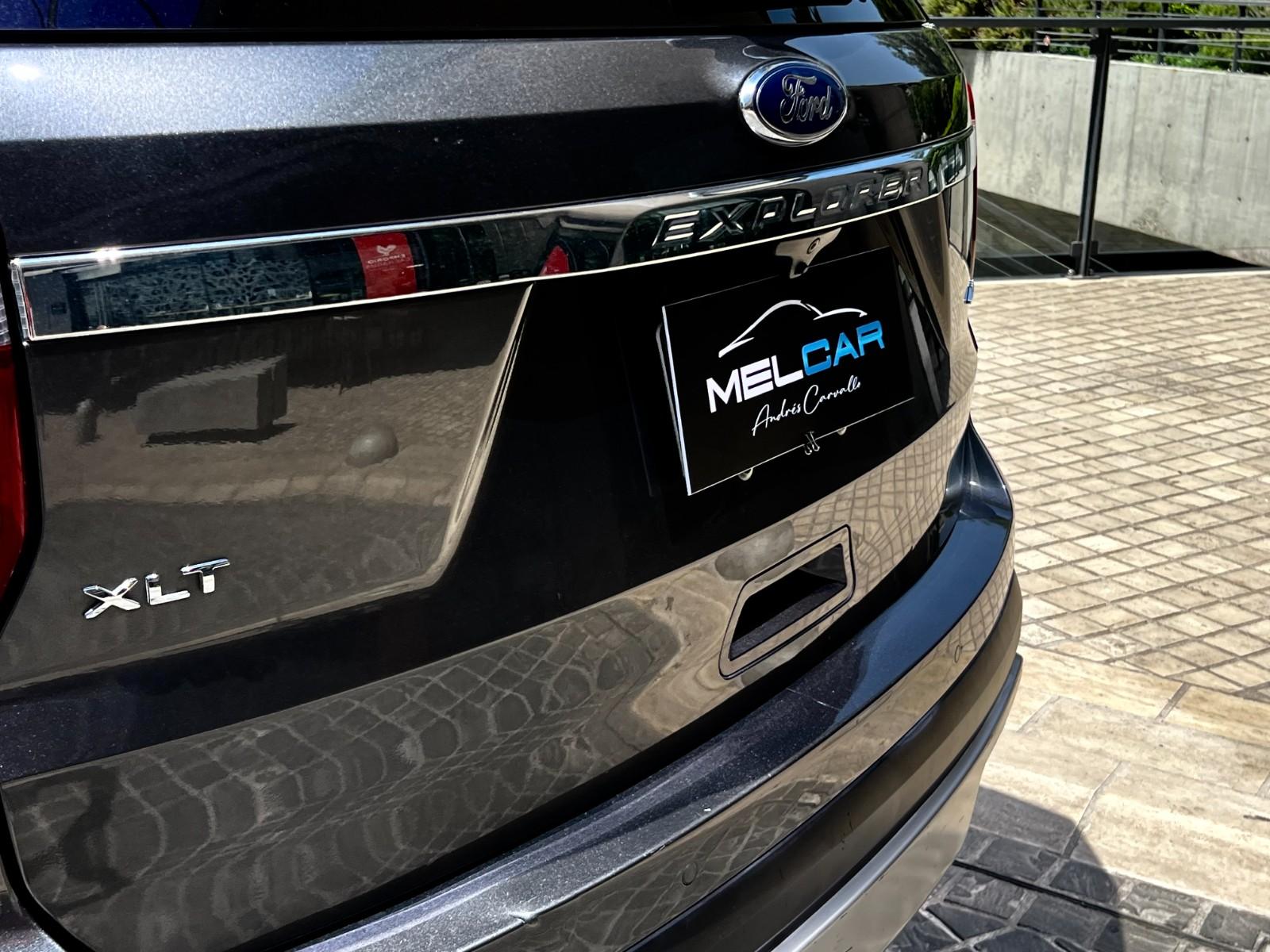 Ford EXPLORER XLT 3.5 4WD 2018 - Imagen 8 de 10