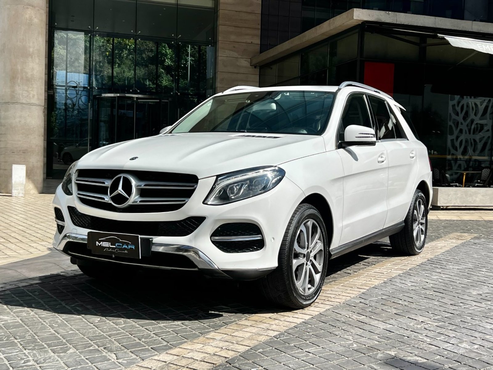 Mercedes-Benz GLE 250 DIESEL 4MATIC 2018 - Imagen 3 de 10