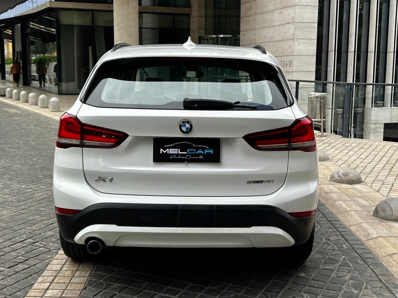 BMW X1 18I SDRIVE 1.5 2021 - Foto 5 de 10