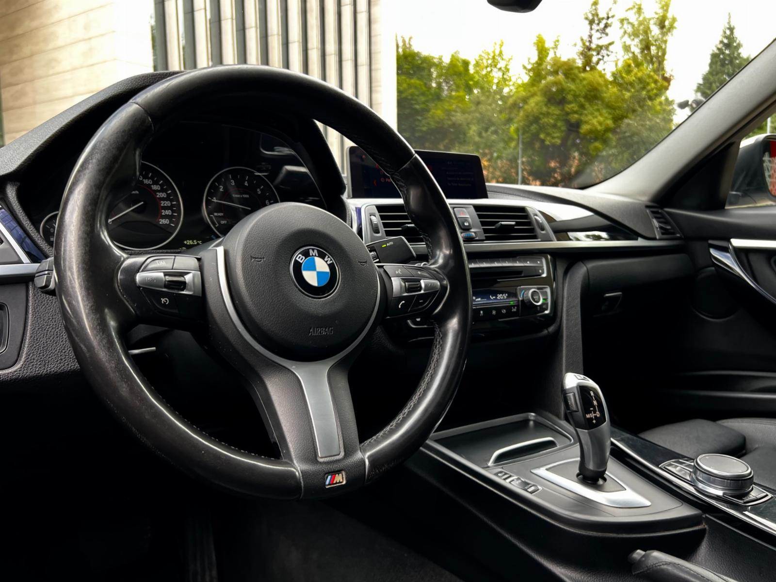 BMW 318 F30 SPORT LINE 2019 - Imagen 9 de 10