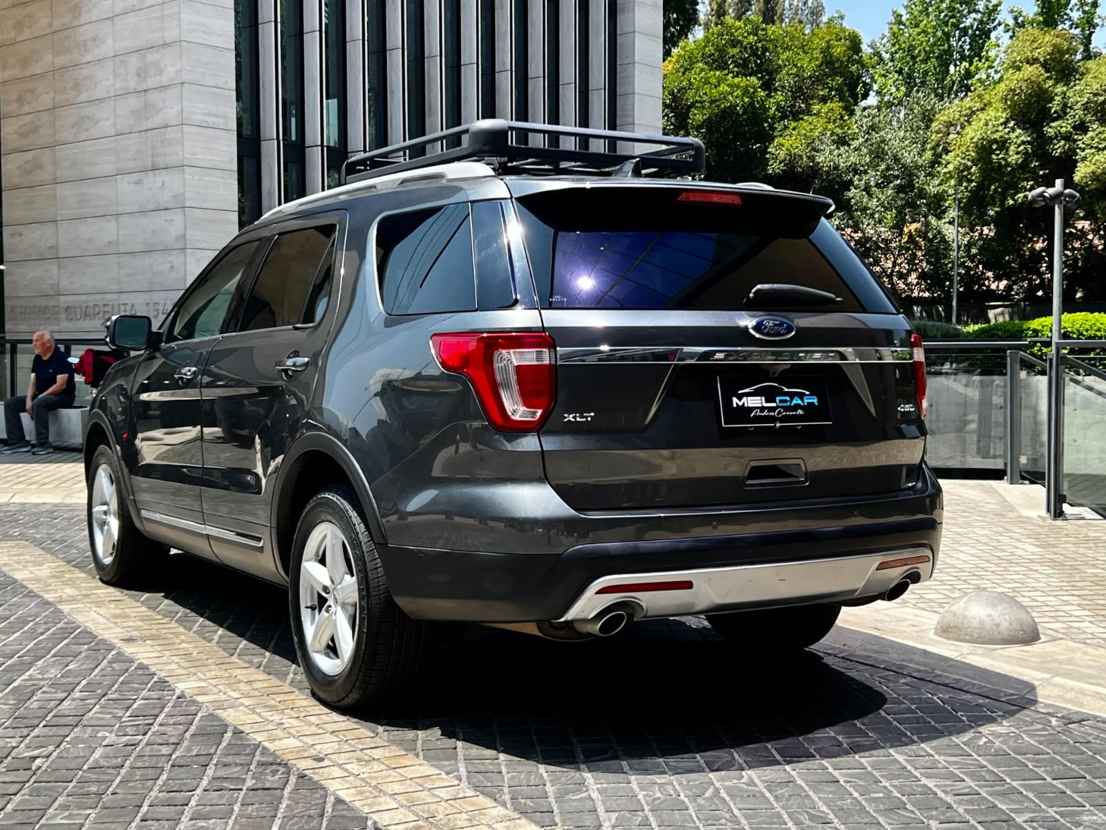 Ford EXPLORER XLT 3.5 4WD 2018 - Imagen 6 de 10