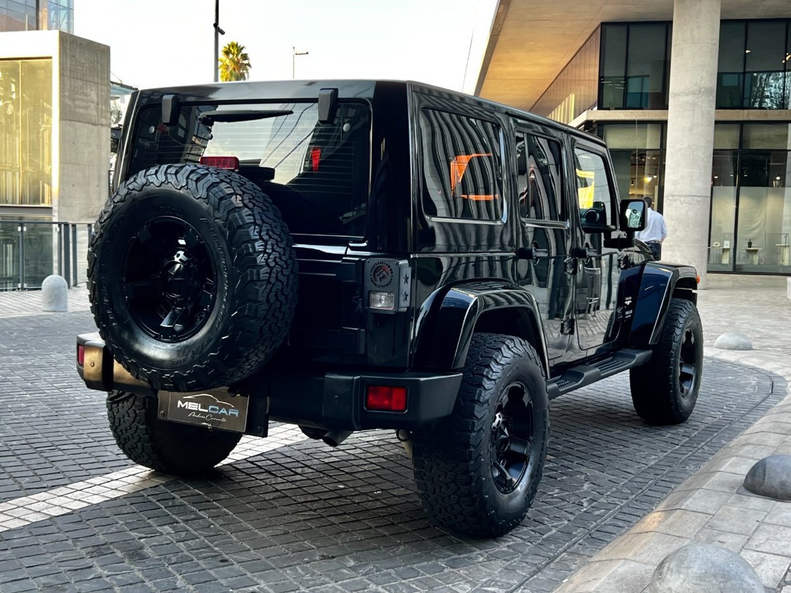 Jeep WRANGLER UNLIMITED SAHARA 3.6 2016 - Imagen 4 de 10