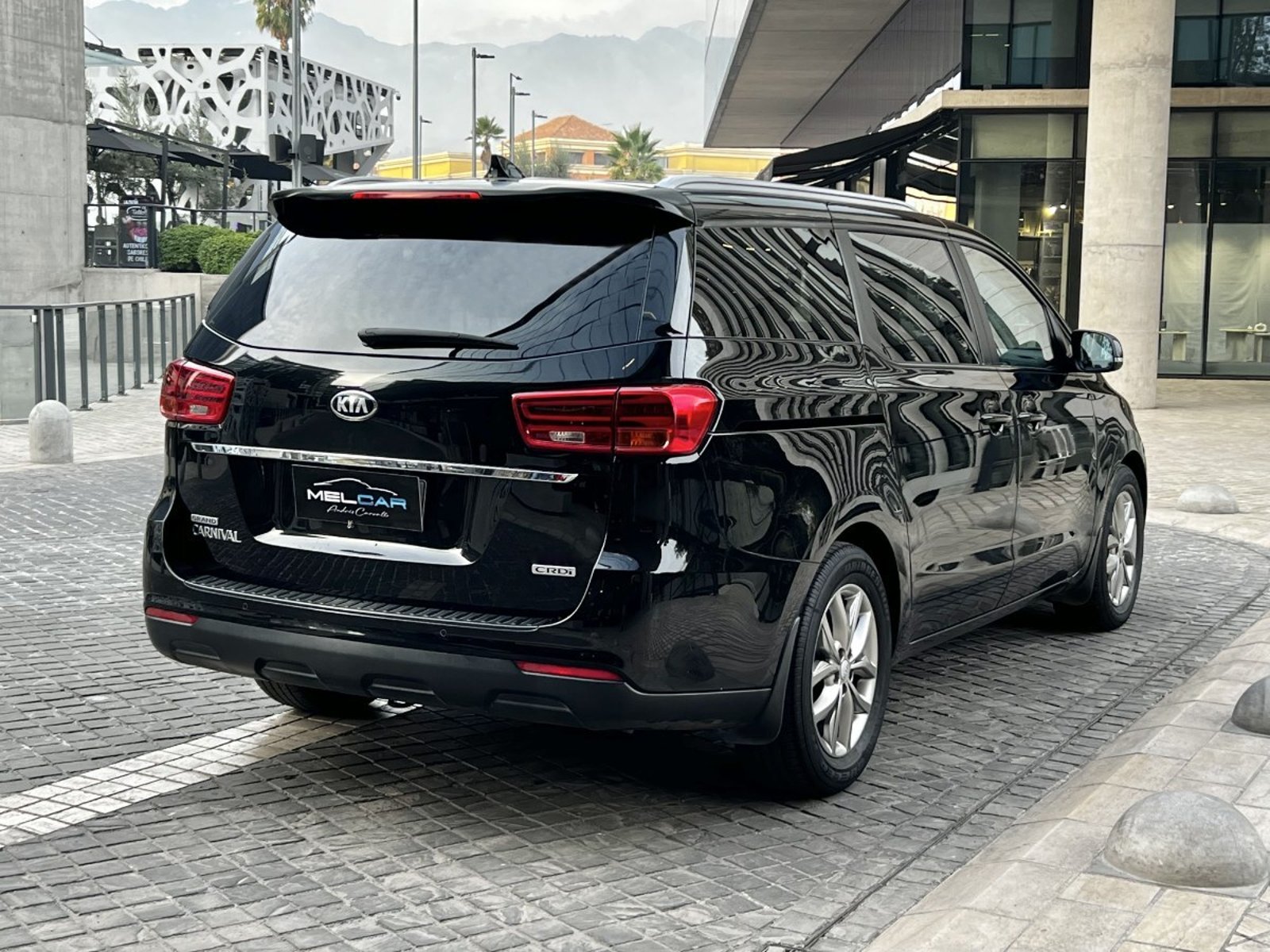 Kia GRAND CARNIVAL EX 2.2 AT 2020 - Imagen 6 de 10