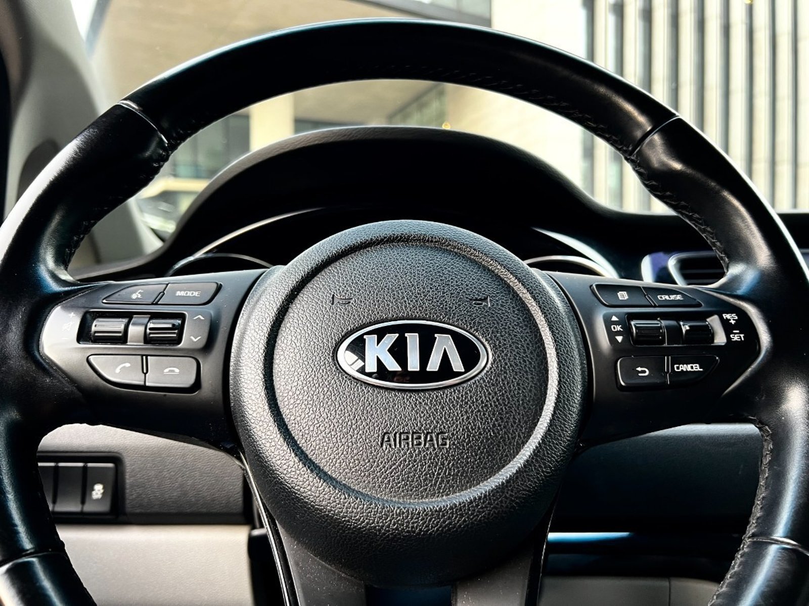 Kia GRAND CARNIVAL EX 2.2 AT 2020 - Imagen 10 de 10