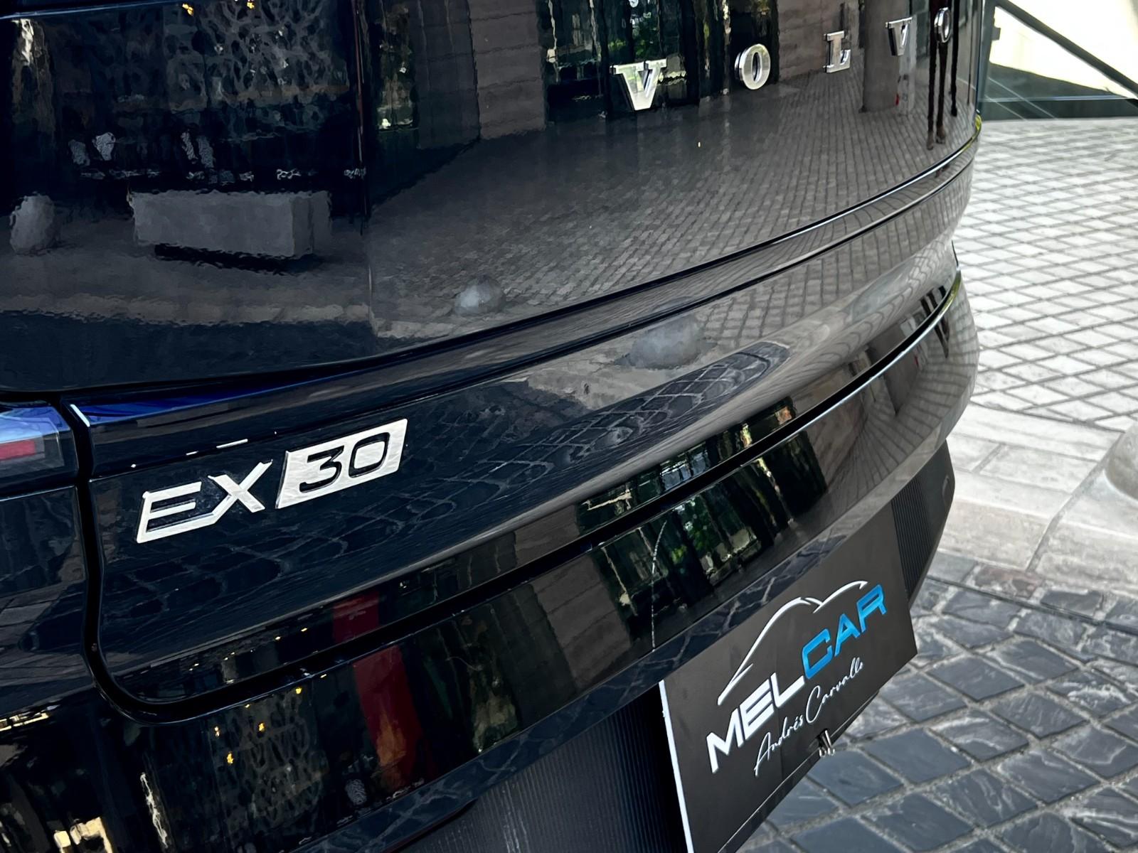 Volvo EX30 CORE 100% ELÉCTRICO 2025 - Imagen 7 de 10