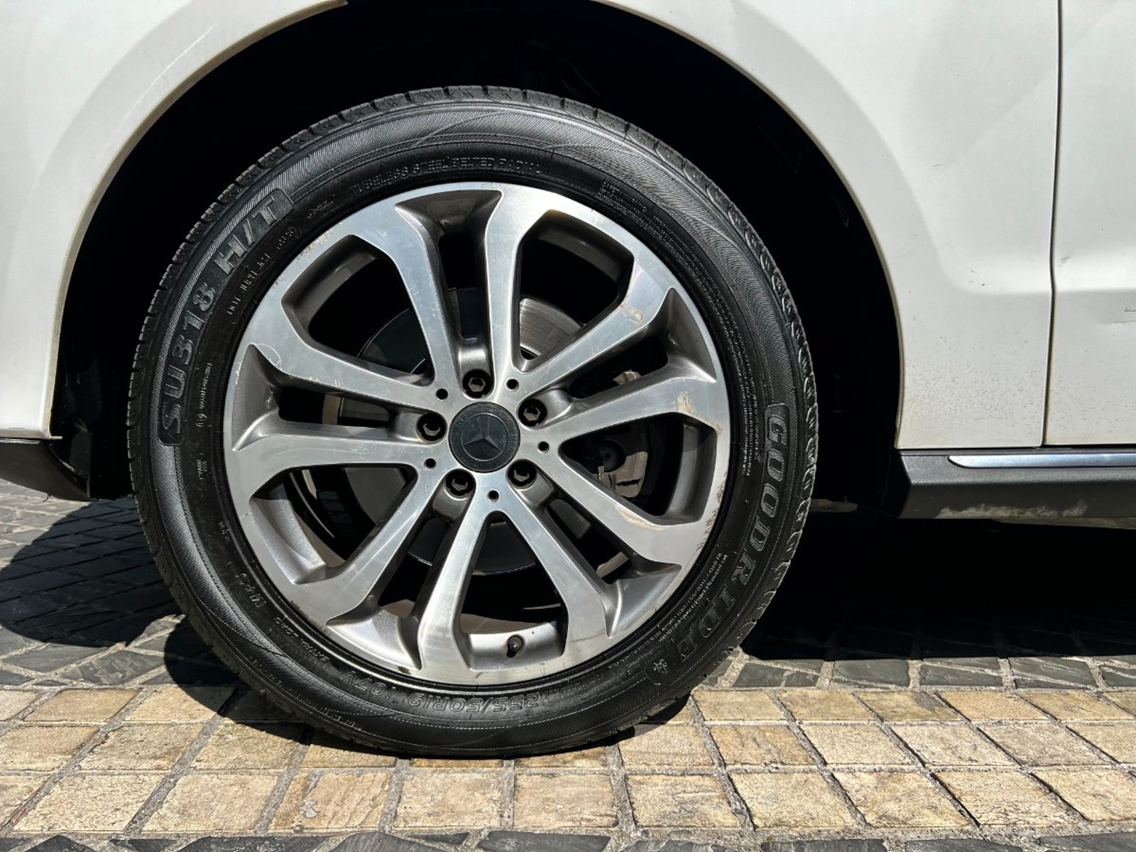 Mercedes-Benz GLE 250 DIESEL 4MATIC 2018 - Imagen 9 de 10