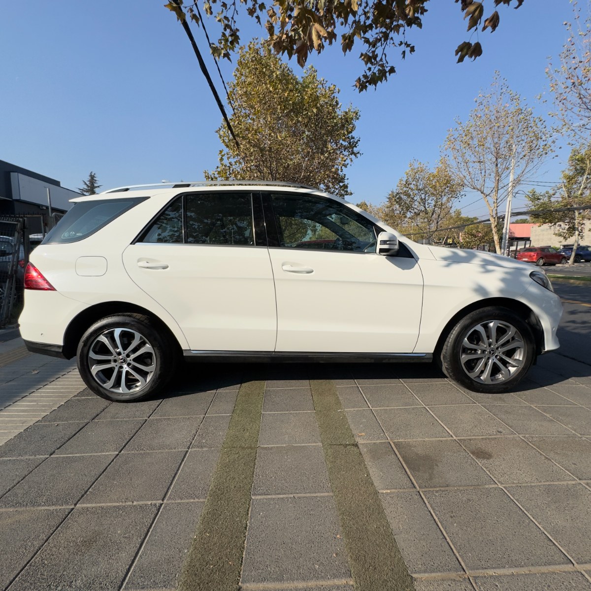 Mercedes-Benz GLE 400 SPORT MANTENCIONES EN LA MARCA 2018 - Imagen 7 de 10