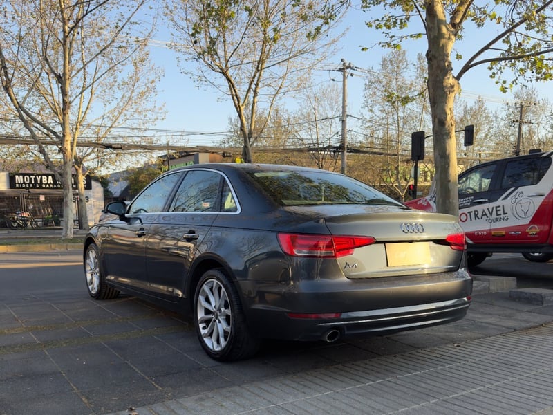 Audi A4 1.4 TFSI DESIGN 2018 - Imagen 3 de 10