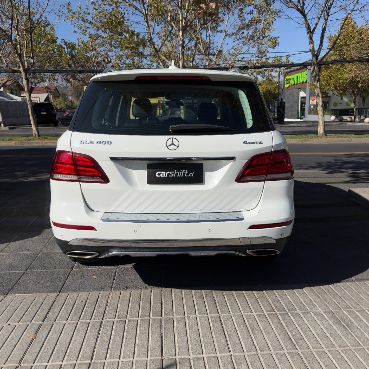 Mercedes-Benz GLE 400 SPORT MANTENCIONES EN LA MARCA 2018 - Foto 5 de 10