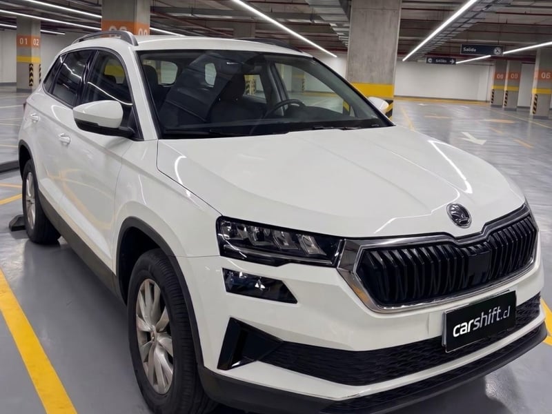 Skoda KAROQ 1.4 TSI 2024 - Imagen 6 de 10