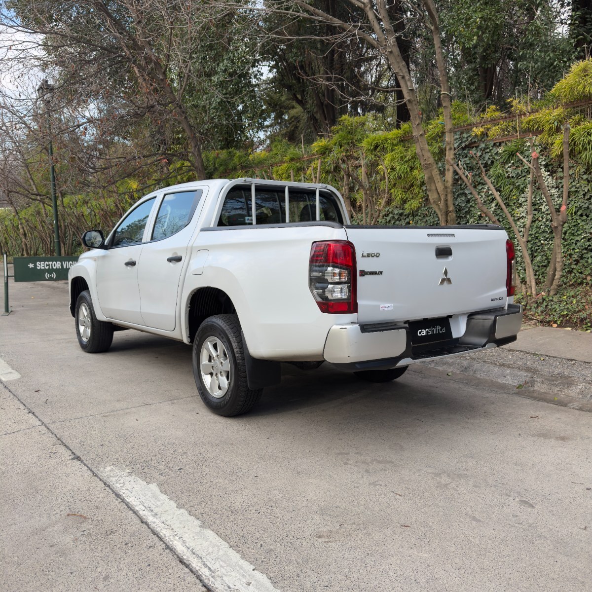 Mitsubishi L200 WORK CR 2022 - Imagen 4 de 10