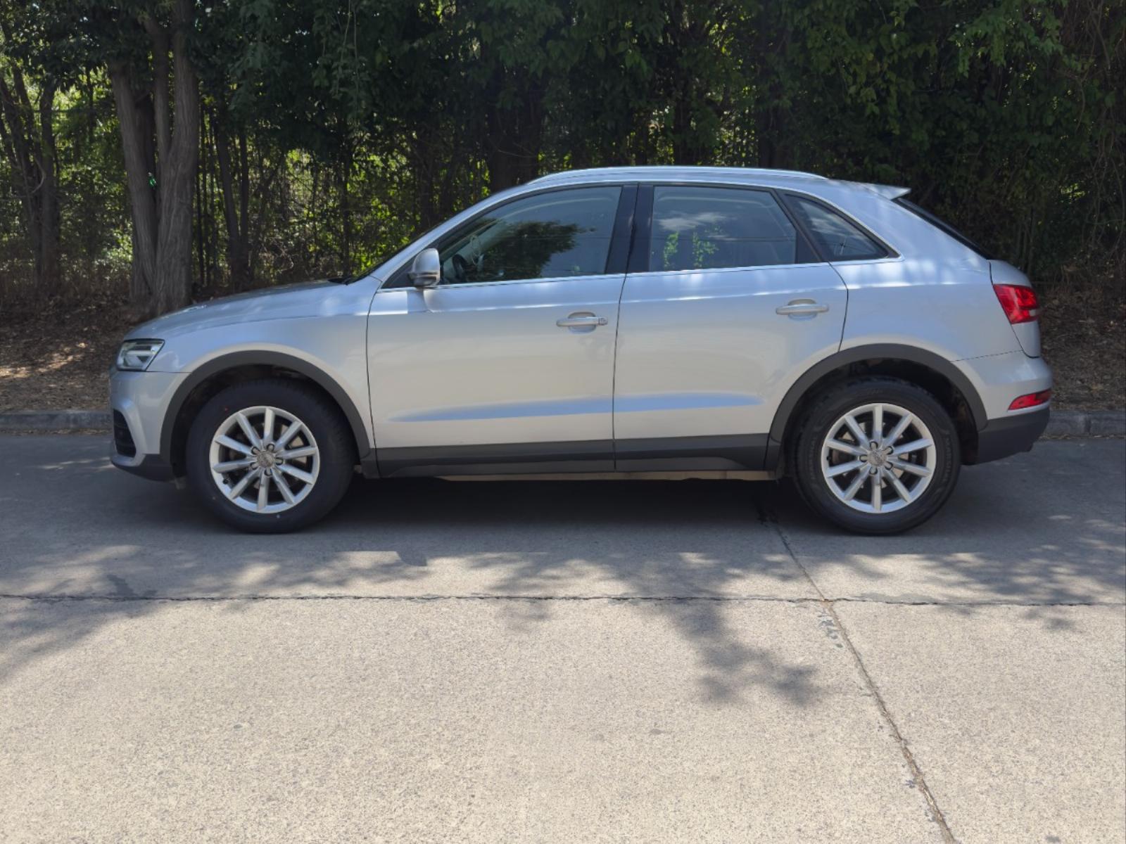 Audi Q3 1.4 TFSI 2017 - Foto 2 de 10