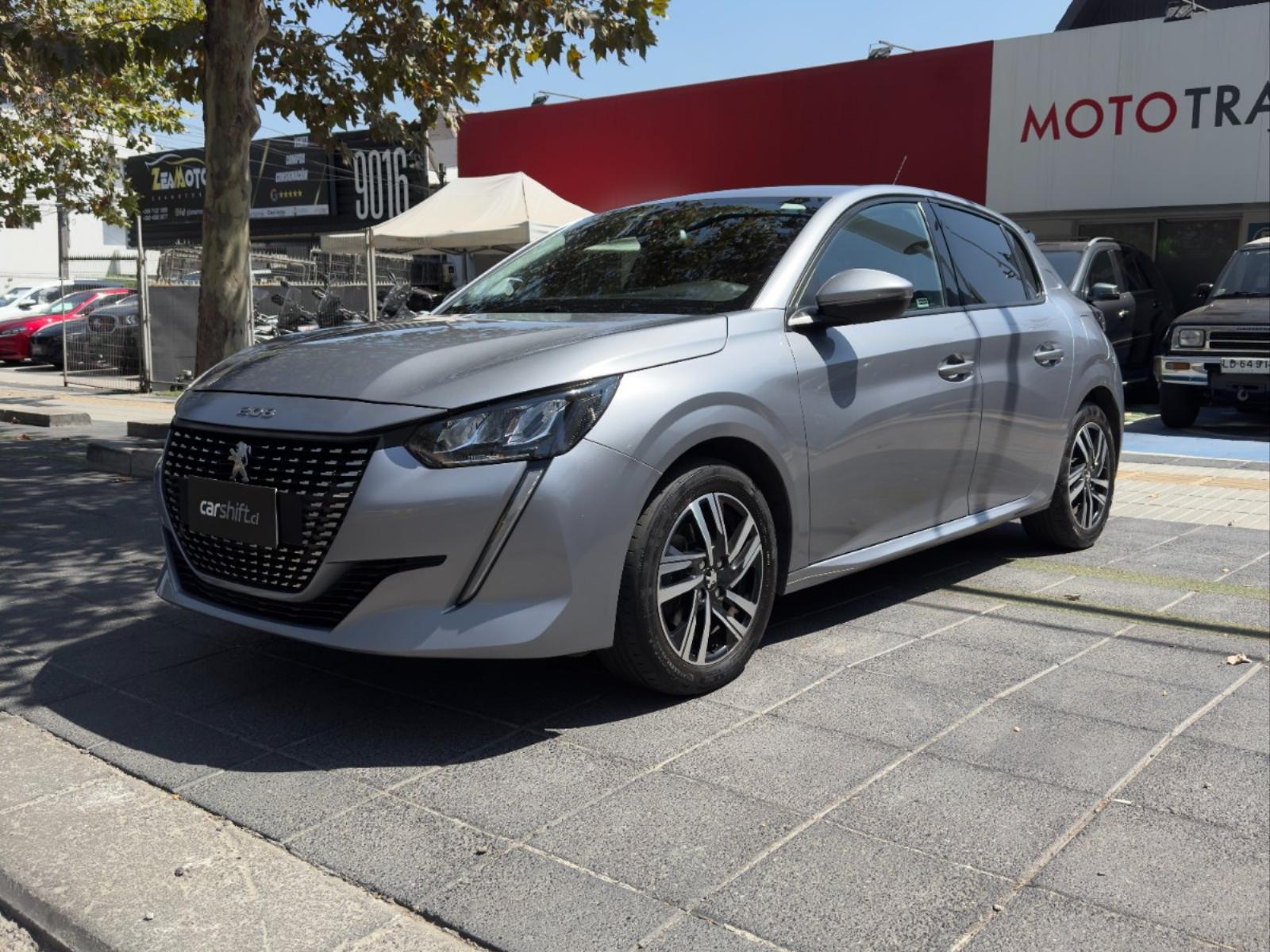 Peugeot 208 ALLURE 2022 - Imagen 3 de 10