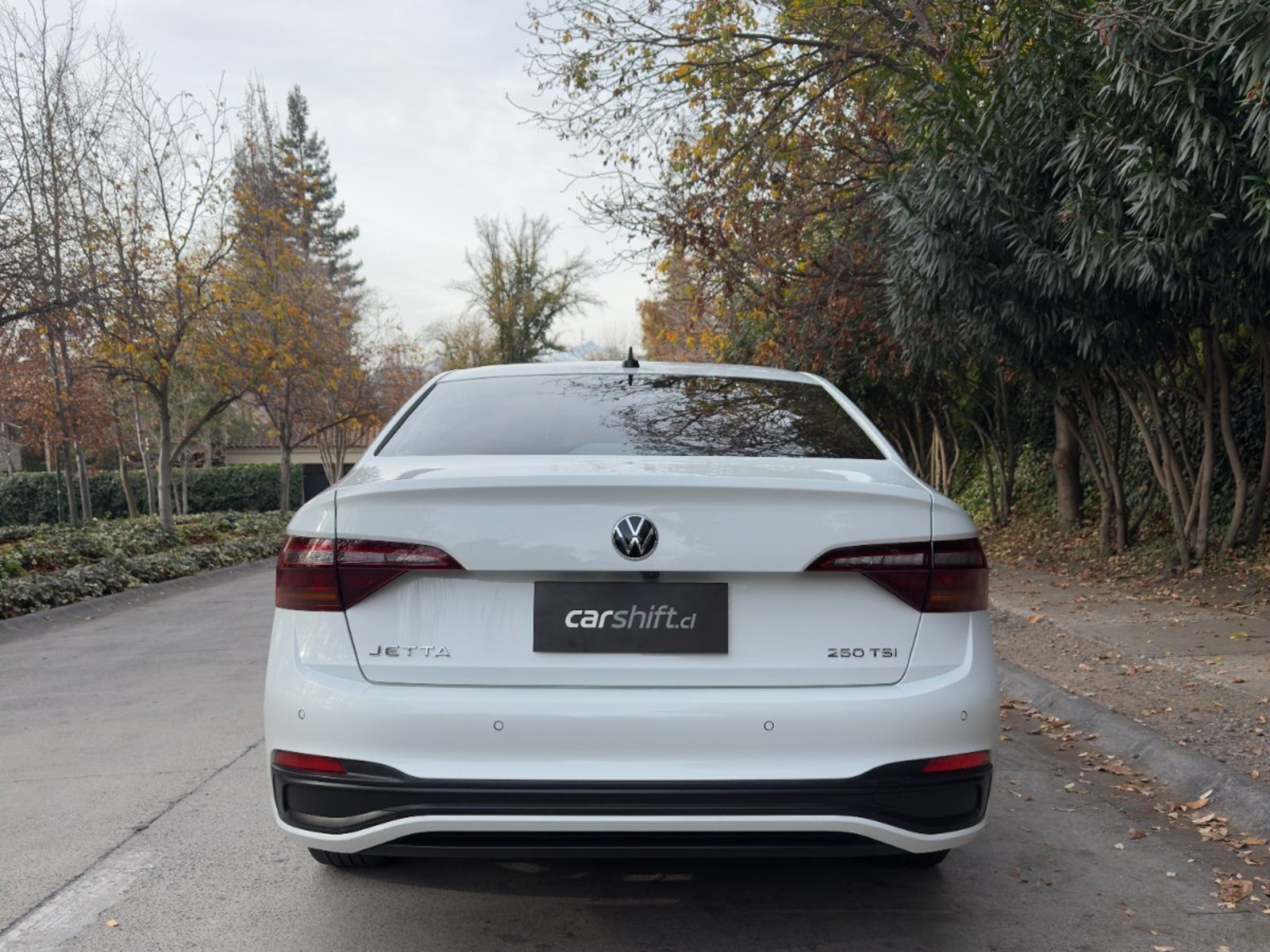 Volkswagen JETTA COMFORTLINE SKY 2023 - Foto 5 de 10