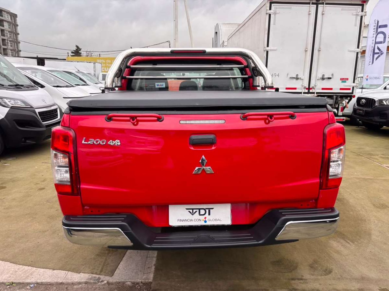 Mitsubishi L200 2023 - Imagen 7 de 10