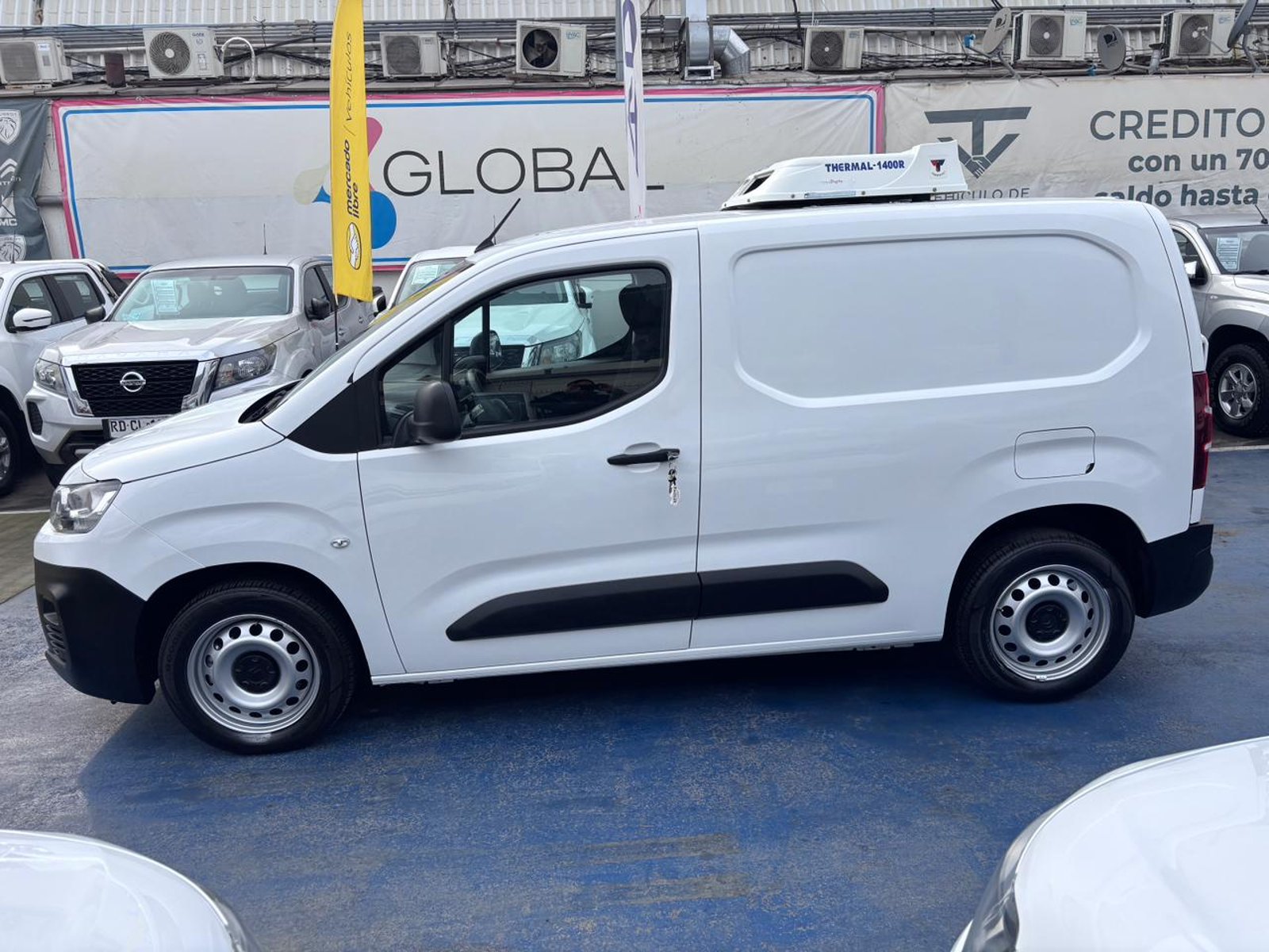 Citroën BERLINGO K9 1.6 2022 - Foto 4 de 10