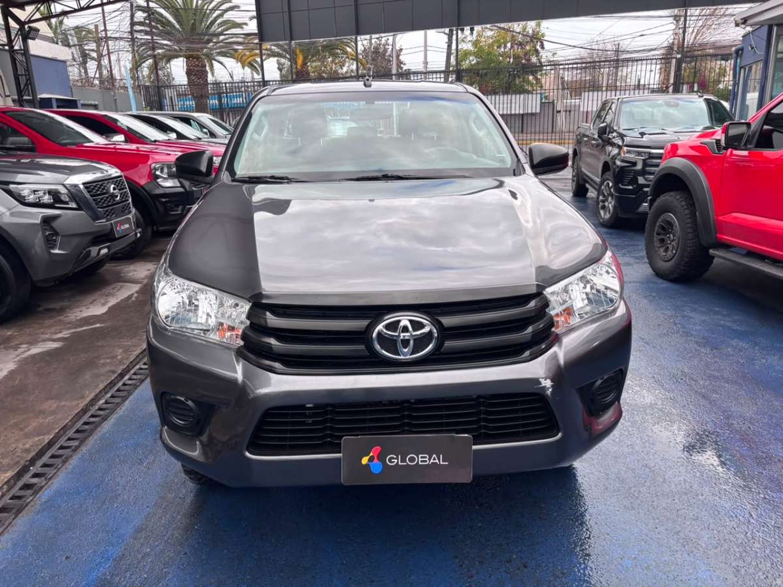 Toyota HILUX DCAB DX 2.4 2019 - Foto 2 de 10