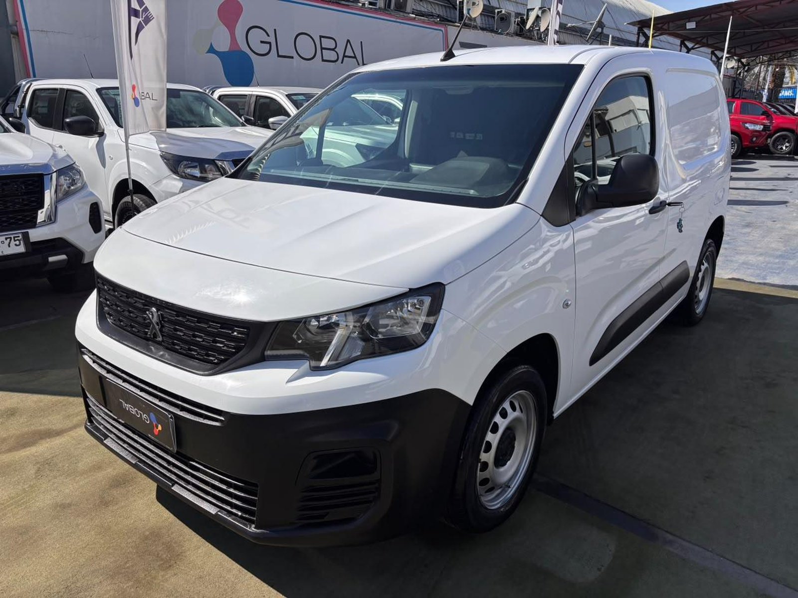 Peugeot PARTNER L1 1.6 Diesel 2021 - Foto 3 de 10