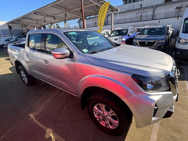 Nissan NAVARA XE 4X4 2.3 2023 - Imagen 5 de 10