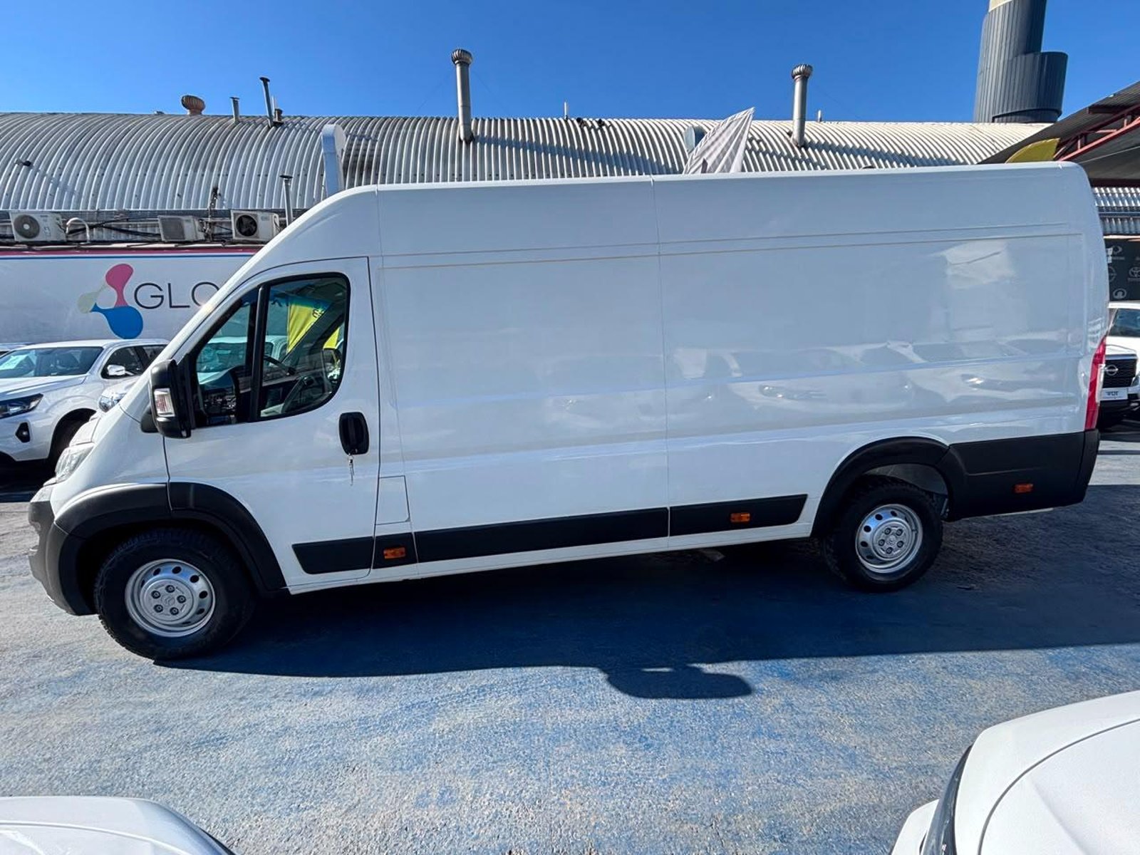 Citroën Jumper L3H2 2.0 Diesel 2021 - Imagen 4 de 10