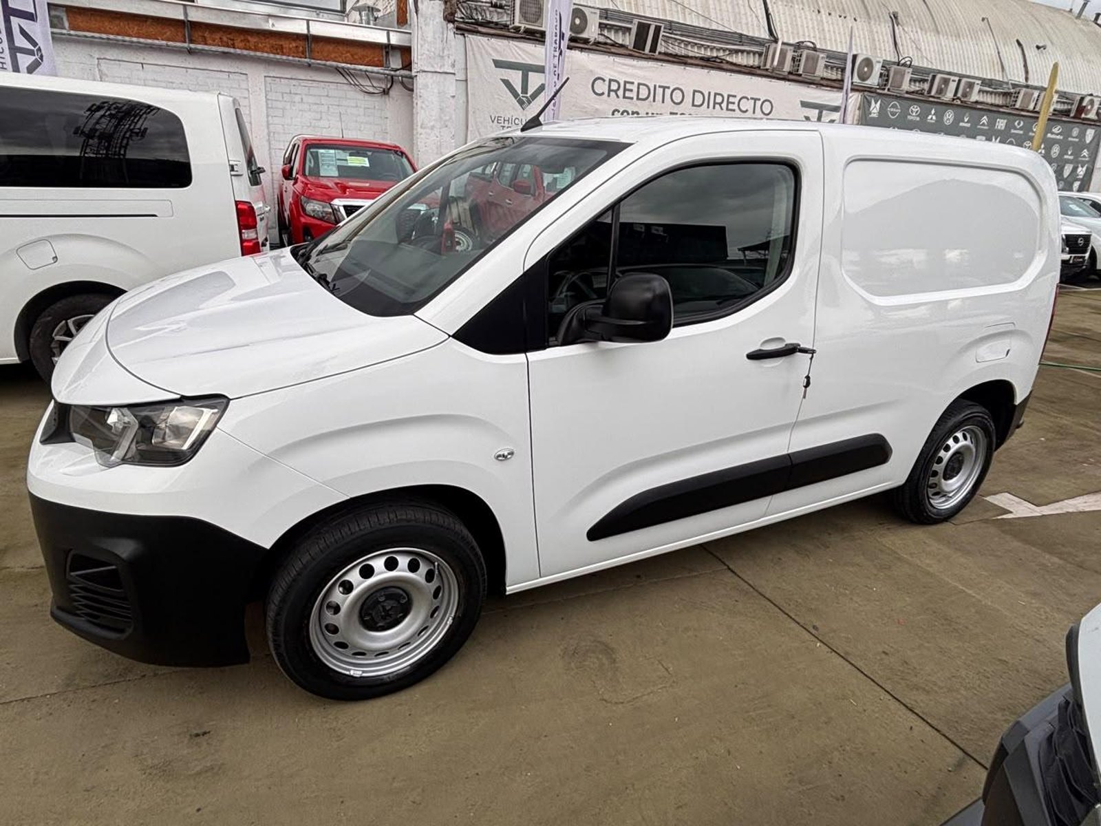 Peugeot PARTNER 2022 - Imagen 5 de 10