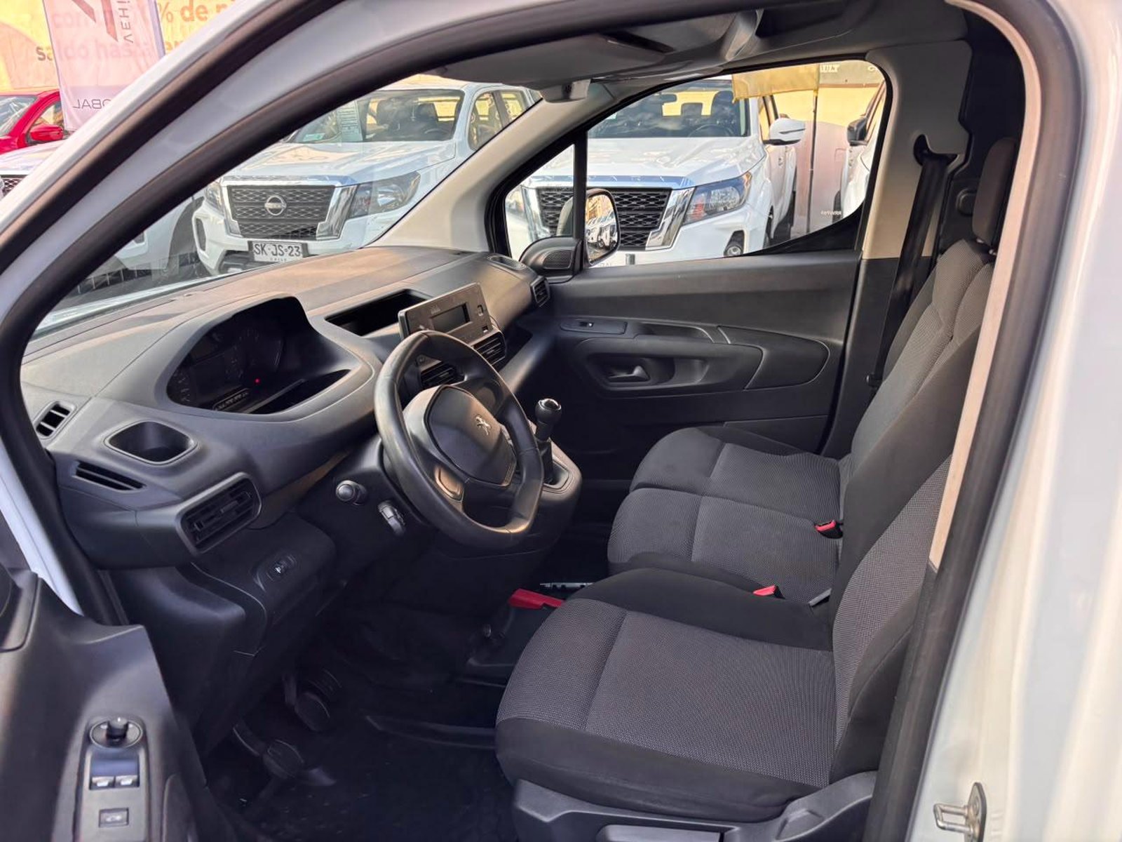 Peugeot PARTNER Furgon 1.6 HDi 2022 - Imagen 10 de 10
