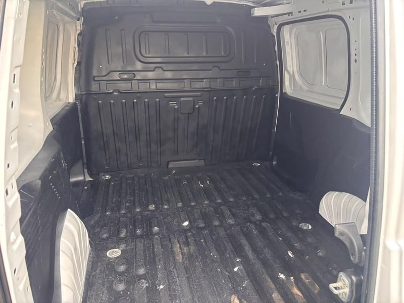 Citroën BERLINGO K9 1.6 2023 - Imagen 9 de 10