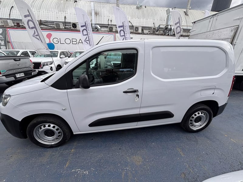 Citroën Berlingo 2024 - Imagen 5 de 10