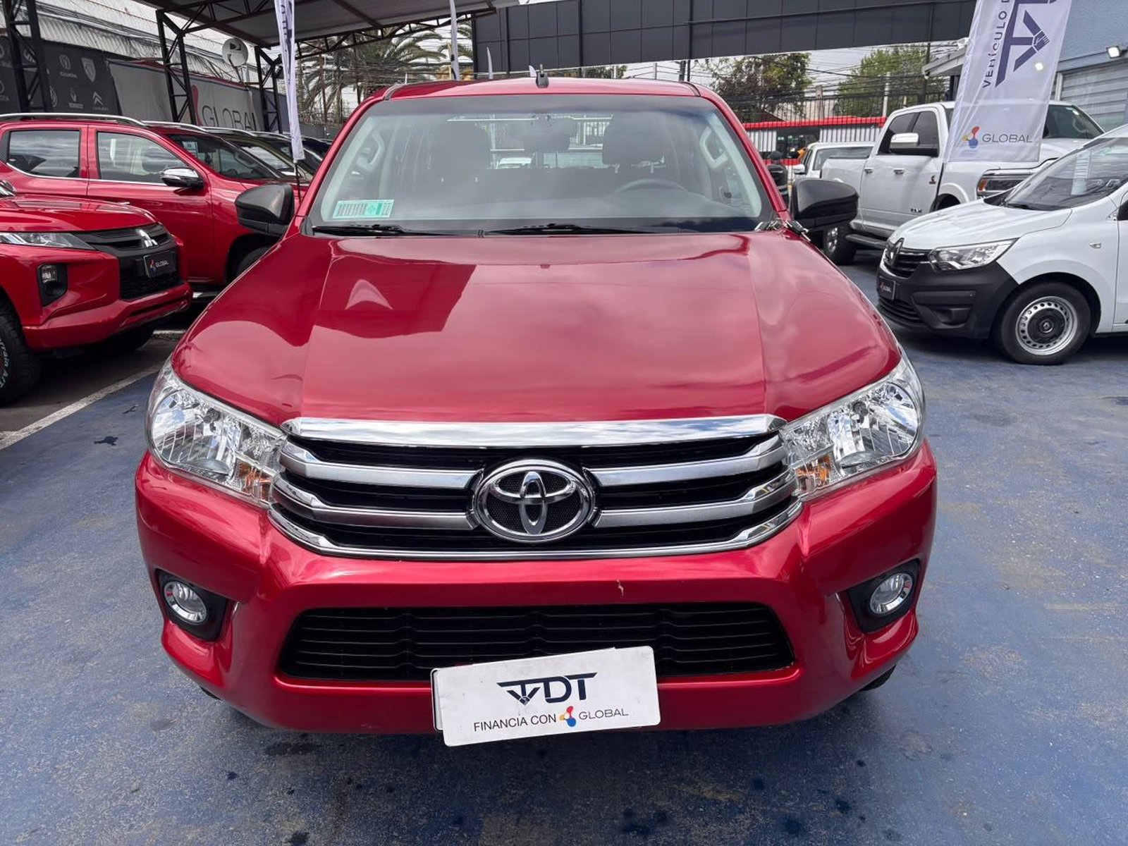 Toyota HILUX 4x2 DX Diesel 2023 - Foto 2 de 10