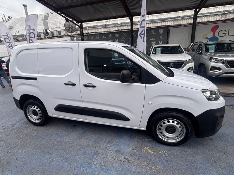 Citroën Berlingo 2024 - Imagen 4 de 10