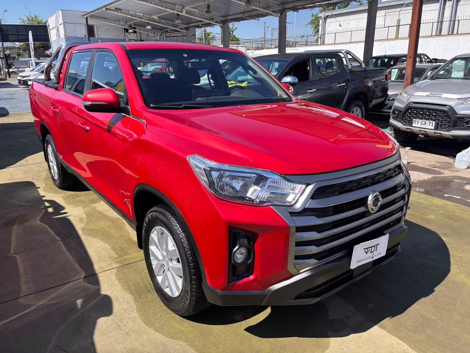 SsangYong Grand Musso 2024 - Foto 3 de 10