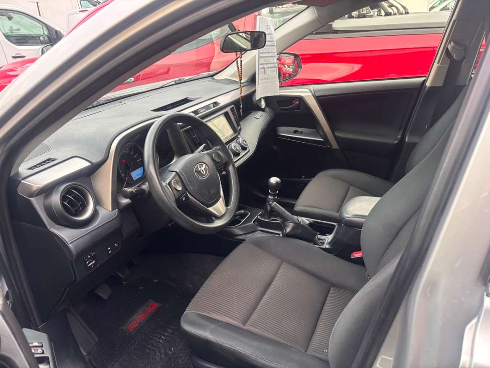 Toyota RAV 4 2019 - Imagen 9 de 10