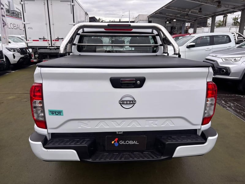 Nissan NAVARA D CAB 2.3 xe 4x2 2024 - Imagen 7 de 10