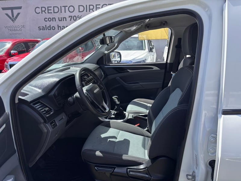 Maxus T60 2.8 DX DIESEL DOB. CAB 4X2 6MT 4P 2024 - Imagen 10 de 10