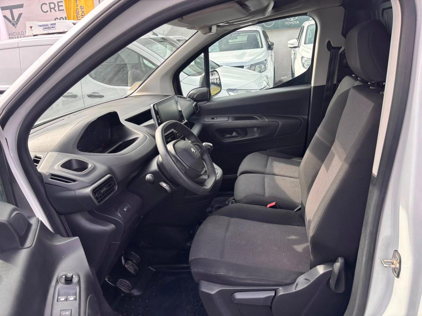 Peugeot PARTNER 2023 - Imagen 10 de 10