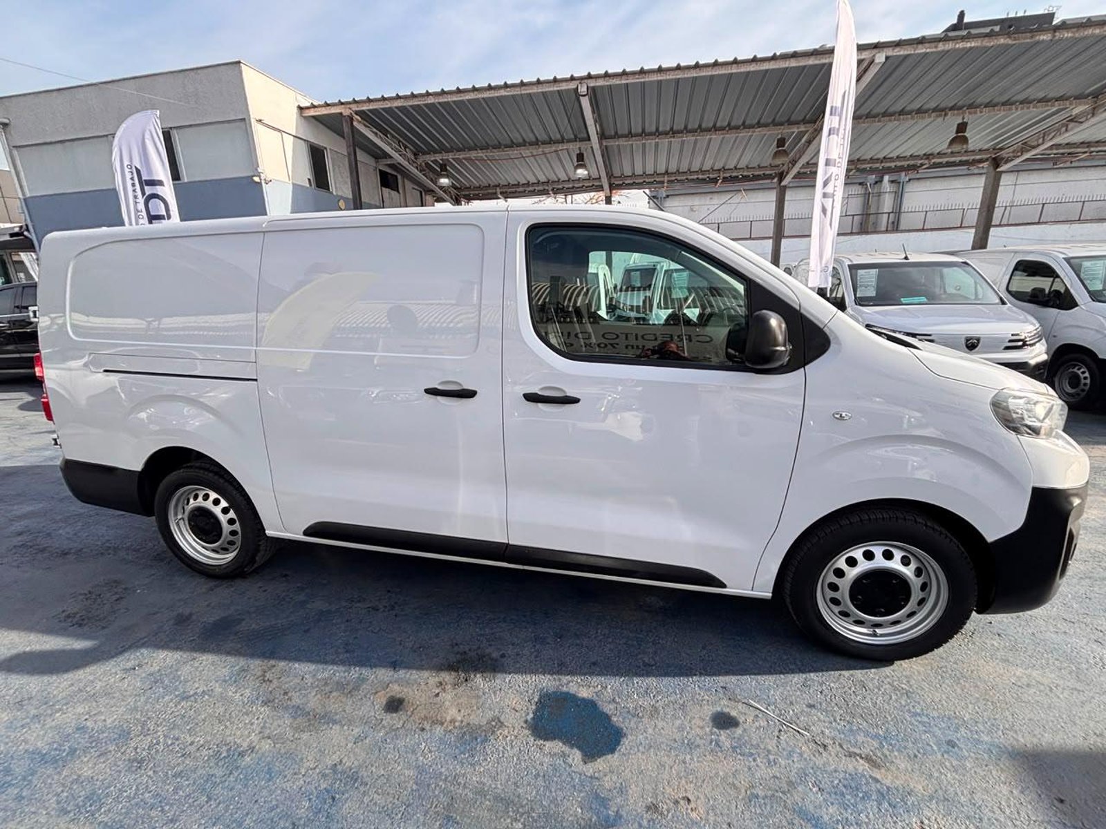Peugeot EXPERT 2023 - Foto 4 de 10
