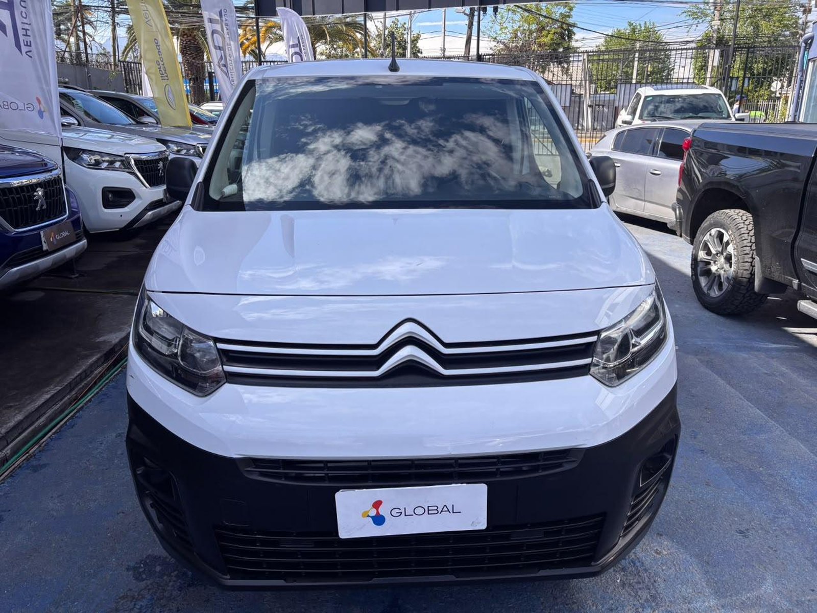 Citroën Berlingo 2023 - Foto 2 de 10