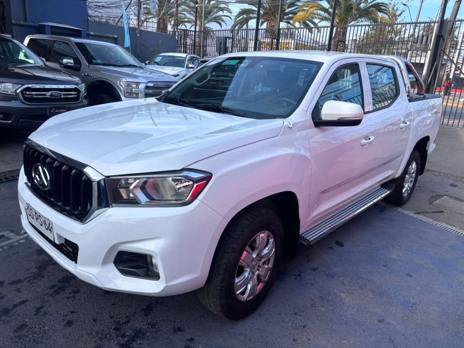 Maxus T60 DCAB 4X4 2.8 GL 4X4 2023 - Foto 5 de 10